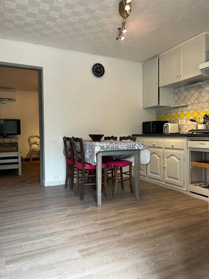 Les Palmiers Apartment *